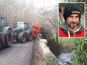 Supporting image for story: How trailer with 12 tonnes of chicken manure ended up perched over river