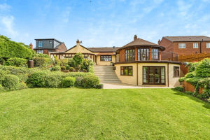 The stunning garden showcasing the unique nature of the property. Photo: Zoopla