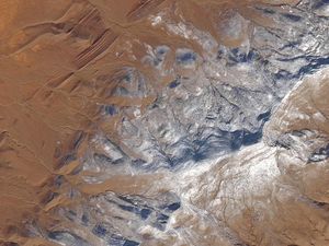 Supporting image for story: Nasa shares incredible photos of snowfall in the Sahara desert