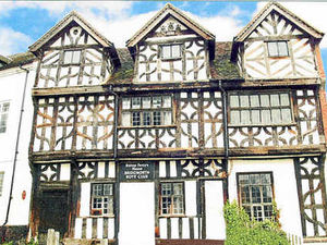 Supporting image for story: Bridgnorth Elizabethan manor going for £275,000