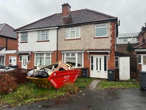 Dellamere Road in Hall Green