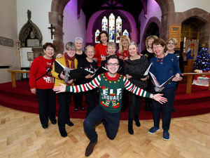 Supporting image for story: Choir sings to raise funds for hospice