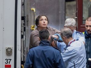 Supporting image for story: Australian judge sentences mushroom-killer Erin Patterson to life in prison