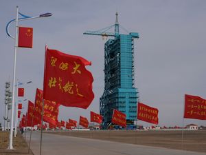 Supporting image for story: China ready to launch next crew to its orbiting space station