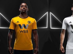 Supporting image for story: Wolves' new kit ranked second-best in Premier League