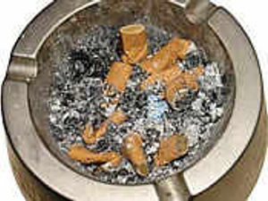 Supporting image for story: Breakfast to toast smoking ban