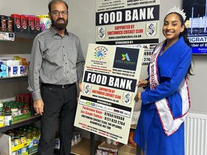 Supporting image for story: Miss England finalist drops in to help Smethwick food bank volunteers