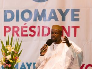 Supporting image for story: Senegal to close all foreign military bases as it cuts ties with France