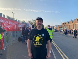 Supporting image for story: Disruption from Birmingham bins strike could continue into 2026 as protesters plan third ‘megapicket’