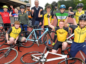 Supporting image for story: Wolverhampton Wheelers have plenty to cheer about as National Youth Omnium comes to Aldersley Park