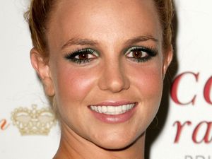 Supporting image for story: Britney Spears’s father calls for her to continue paying his legal fees