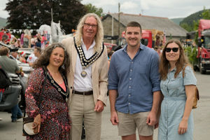 Carnival judges and local dignitaries Llandrindod Wells Mayor Councillor Steve Deeks-D’Silva and his wife Lauren and Brecon and Radnorshire Senedd Member James Evans and his fiancée Emma Rees. Image by Andy Compton