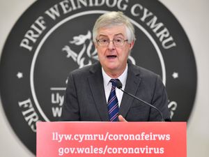 Supporting image for story: Face masks to remain mandatory in Wales as restrictions ease