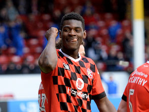 Supporting image for story: Walsall's Amadou Bakayoko takes inspiration from stars