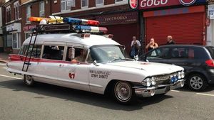 OH Festival parade in Old Hill. Photo: Darren Lester
