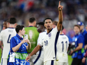 Supporting image for story: England's Jude Bellingham faces anxious wait following 'hand gesture' investigation