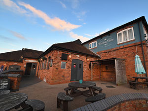 Supporting image for story: Young mother who headbutted pub landlord and threatened to 'burn your kids' is spared jail