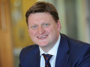 Supporting image for story: Crowe launches annual law firm benchmarking survey