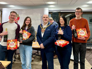 Supporting image for story: Mayor’s charity quiz and chip night raises £2,218 for good causes