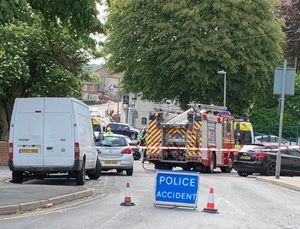 The road was sealed off. Photo: @KennettPhoto