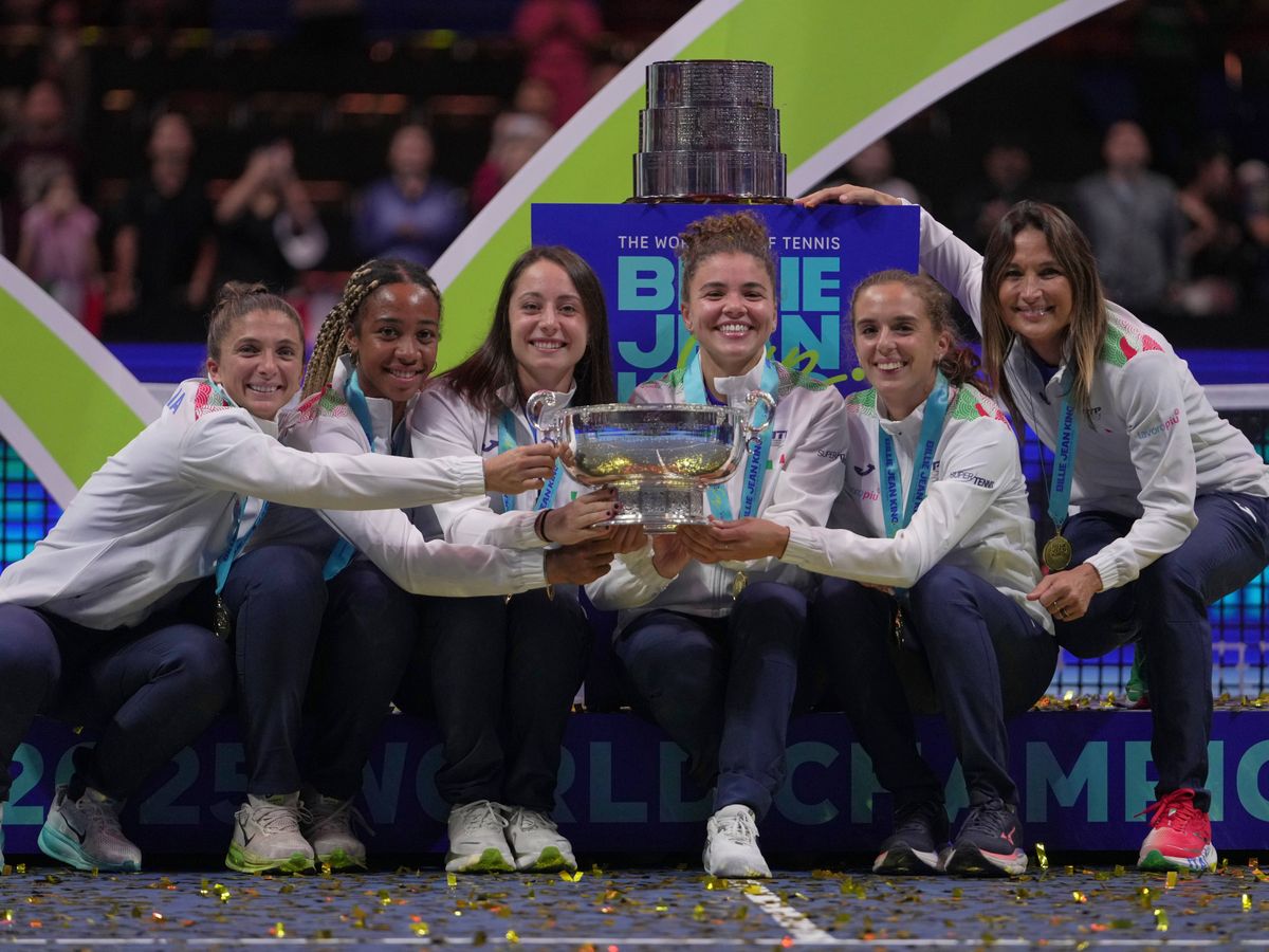 Italy ease to victory against the United States to retain Billie Jean King Cup