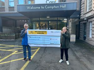 Supporting image for story: Charity benefits from generous donation by cycling club