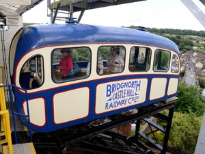 Supporting image for story: Coronavirus: Bridgnorth's historic cliff railway closes