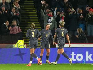 Supporting image for story: England end 2024 with win over Switzerland thanks to early Grace Clinton strike