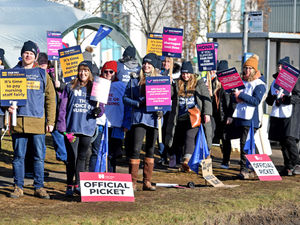 Supporting image for story: 'We can't carry on like this': Nurses picket outside Shropshire's orthopaedic hospital
