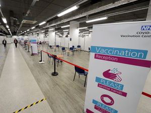 Supporting image for story: Vaccine 'walk-in' scheme extended in Walsall