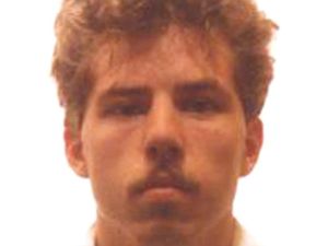 Supporting image for story: Woman criticises Parole Board open prison recommendation for daughter’s killer