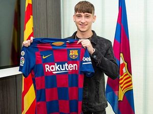 Supporting image for story: Aston Villa in talks to sign former West Brom starlet Louie Barry