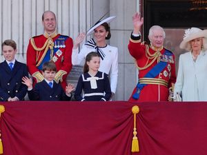 Supporting image for story: Royal family costs taxpayers ‘half a billion a year’, claim anti-monarchists