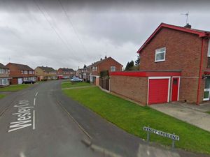 Supporting image for story: Pensioner left with broken ribs after being burgled while he was sleeping