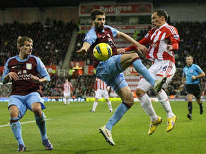 Supporting image for story: Pictures of all the match action