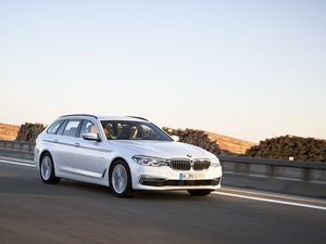 Supporting image for story: BMW's 520d Touring ticks all of the boxes - and can carry plenty of them too