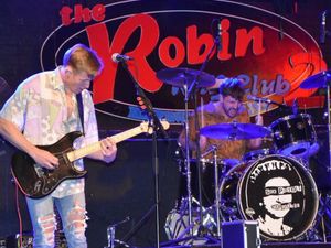 Supporting image for story: Wolverhampton duo Broozer announce debut EP