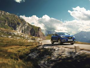 Supporting image for story: Updated Renault Kadjar now available to order from £25,595