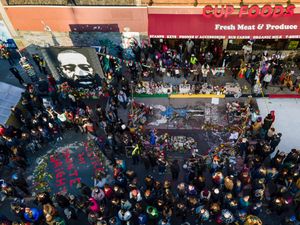 Supporting image for story