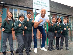 Supporting image for story: WATCH: Matt Murray makes special visit to Wolverhampton primary school