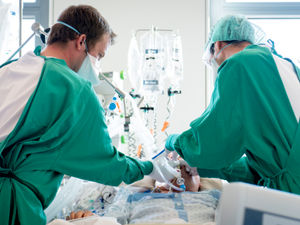 Supporting image for story: Appeal for people who have recovered from Covid-19 to donate plasma