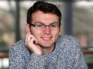 Supporting image for story: Donations flood in as Stephen Sutton's mother announces London Marathon run