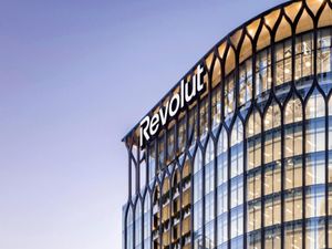 Supporting image for story: Reeves says UK ‘open for business’ as Revolut pledges £3bn new investment