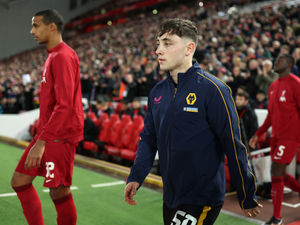 Supporting image for story: Joe Hodge signs new Wolves deal 