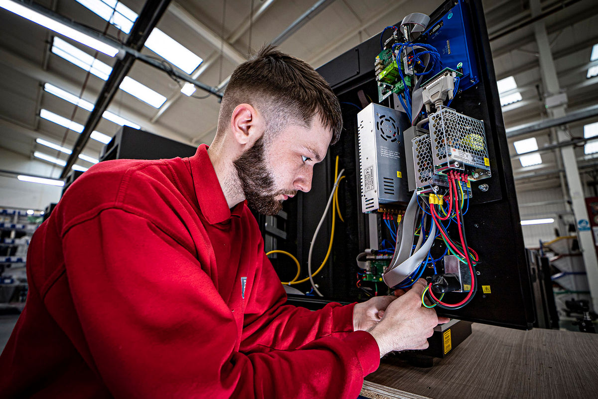 Manufacturers are increasingly falling into &lsquo;the capacity trap&rsquo; warns outsourcing specialist