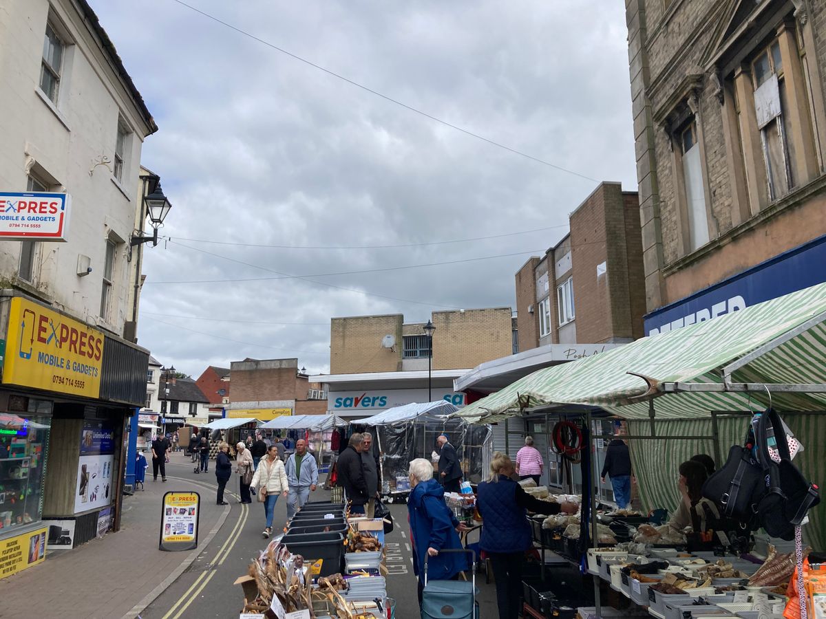 Traders baffled as nearly £180k spent on staffing costs to manage three Walsall markets