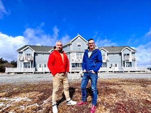 Supporting image for story: Colin and Justin transform Canadian hotel in new TV project