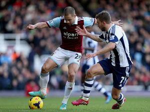 Supporting image for story: Villa set to capture Joe Cole