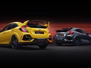 Supporting image for story: Refreshed Honda Civic Type R range sees hardcore variant and stealthier options introduced