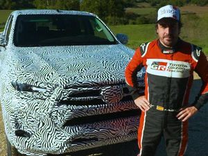 Supporting image for story: Fernando Alonso tests new Toyota Hilux ahead of launch